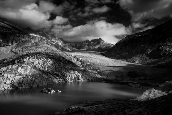 Black/white glacier