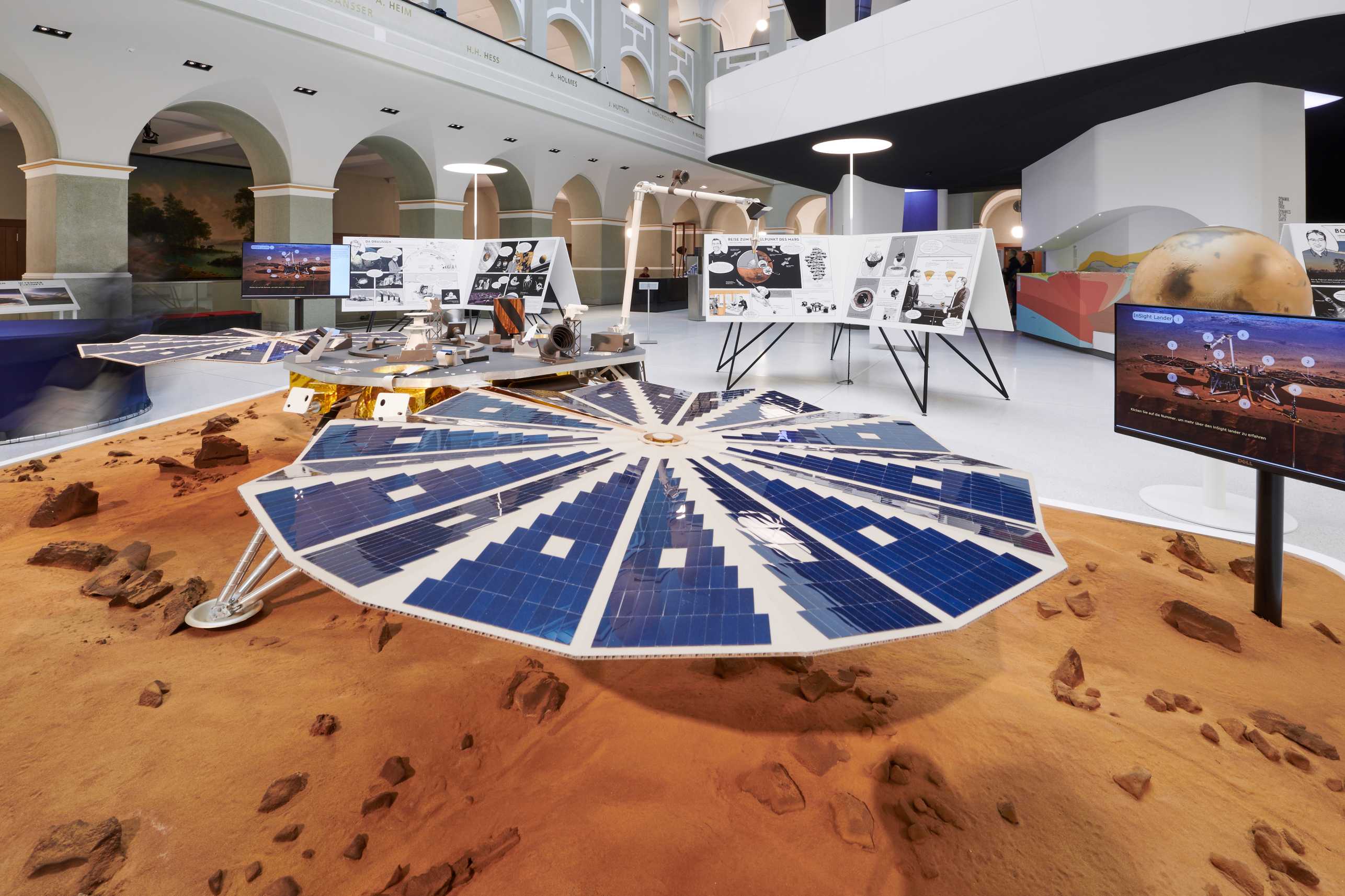  InSight Mars Lander Modell – von der Seite