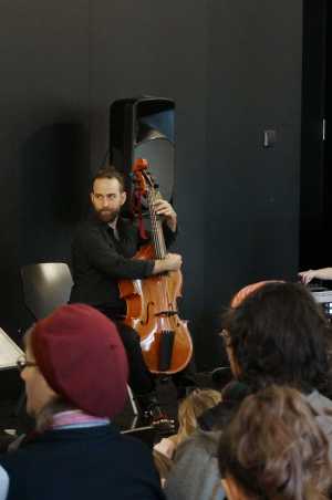 Joseph Maria Antonio spielte auf der traditionellen Viola da Gamba.